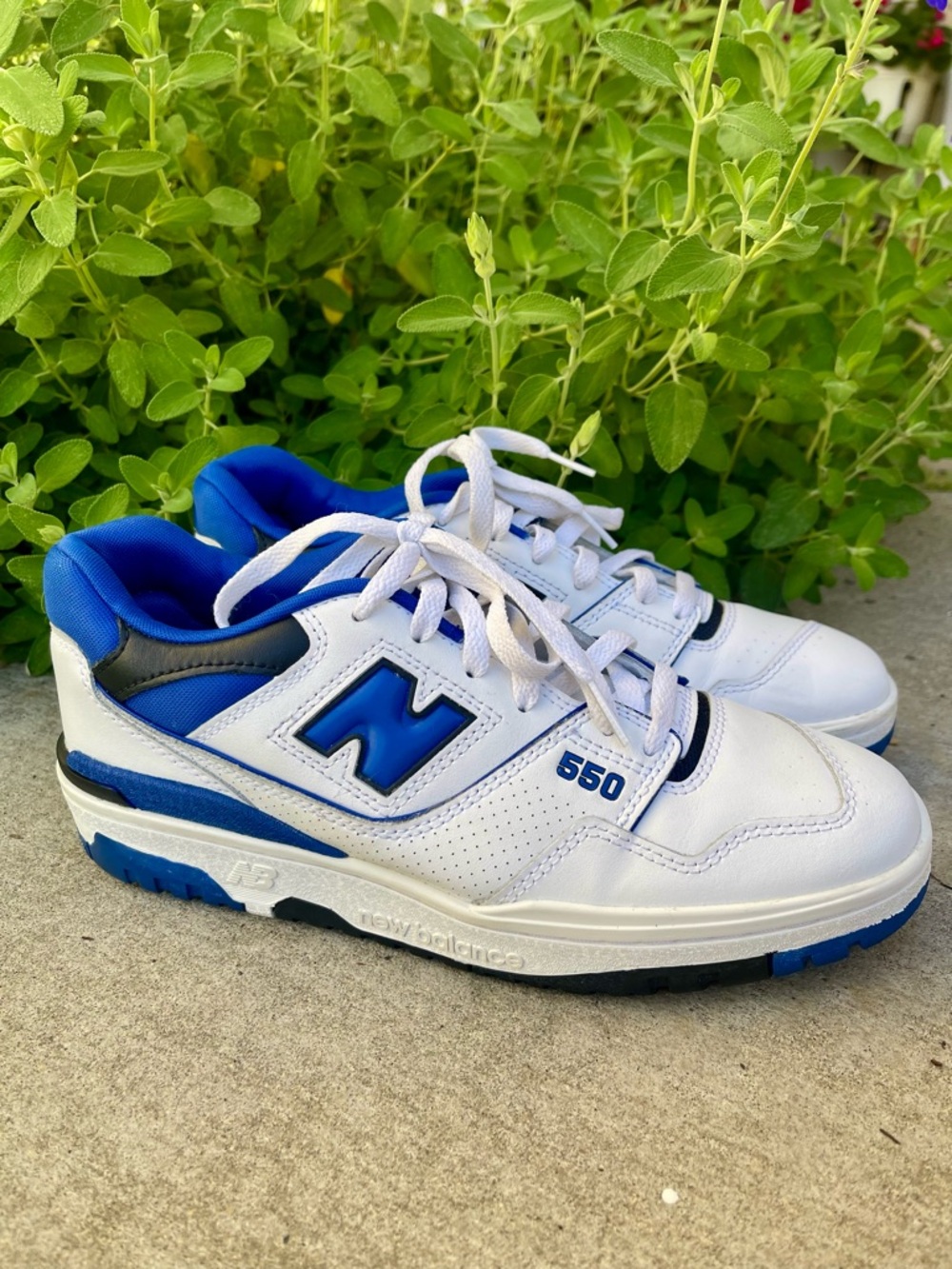 New Balance 550 White Royal Blue Men's size 8 Low-Top Sneakers BB550SN1